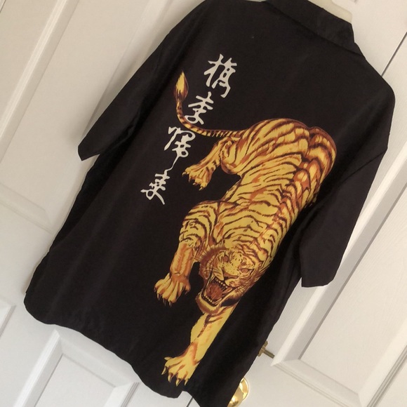 Short sleeve - Picture 2 of 4